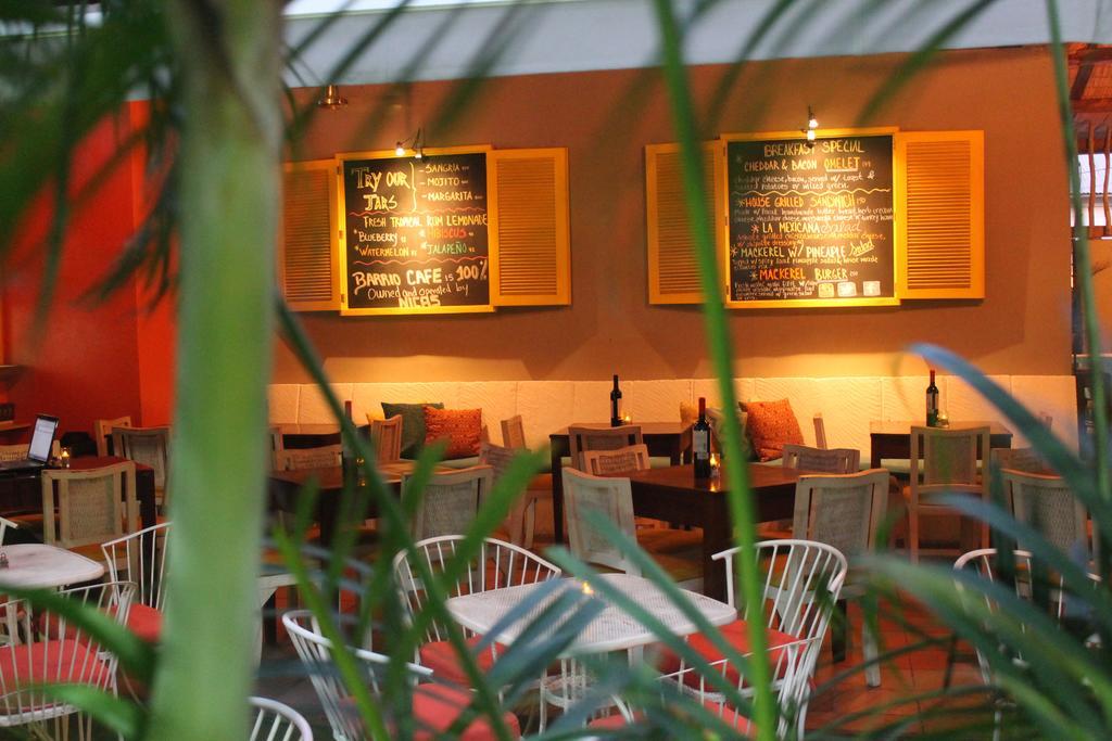 Barrio Cafe Hotel Restaurant Bar Сан-Хуан-дель-Сур Экстерьер фото